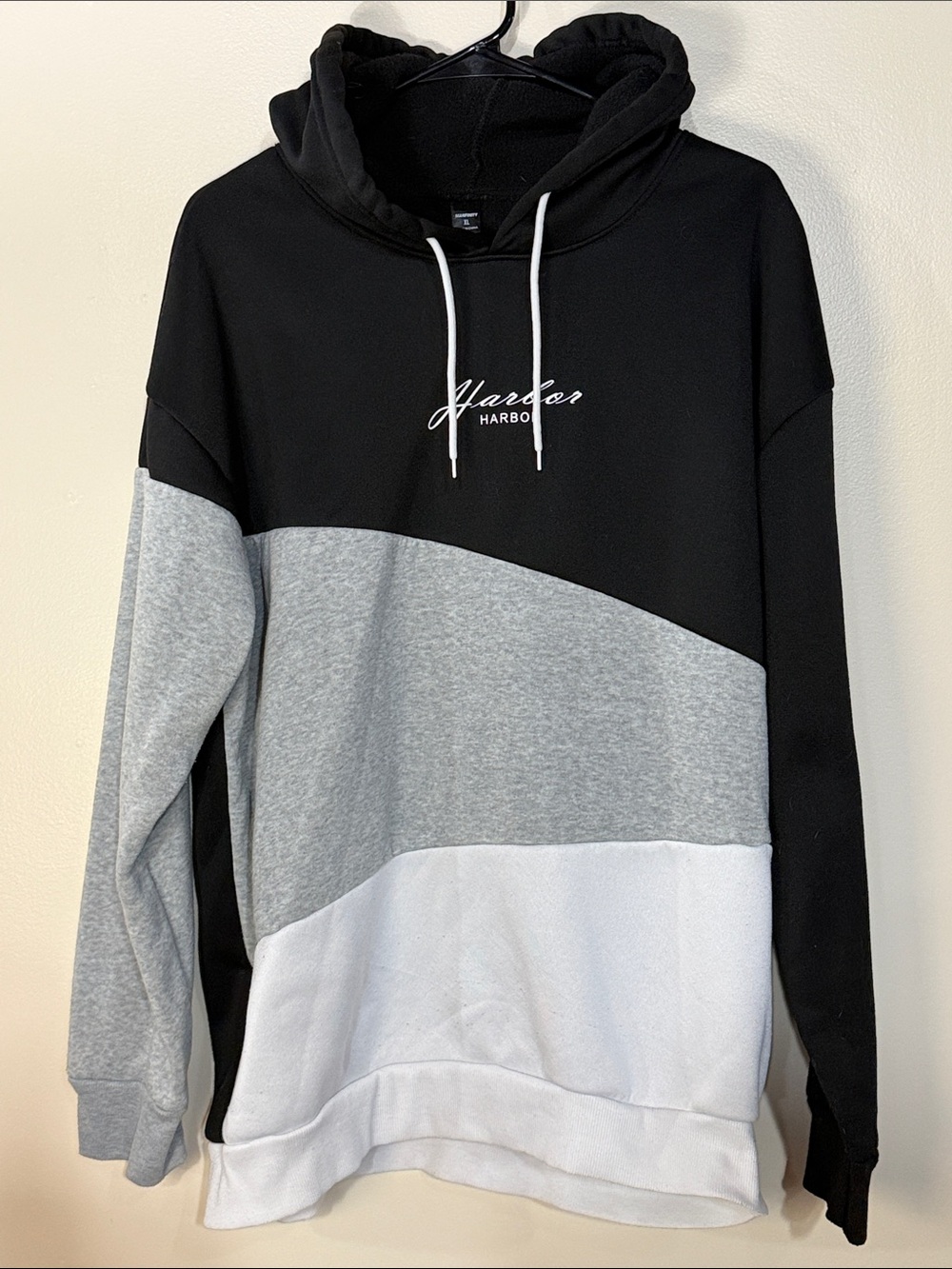 Manfinity Harbor Pullover Hoodie Sweatshirt - Black, Gray & White